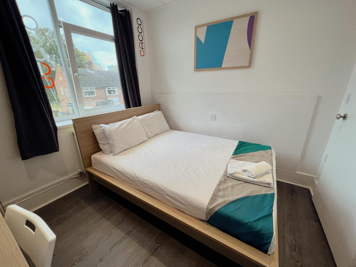 Cacco - Contractor Accommodation Корбі Номер фото